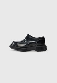 TYPE 181 UNISEX - Derbies - black
