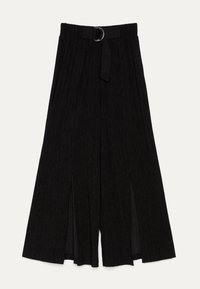 Svarta culottes med plisserad struktur, utrustade med ett midjeband med avtagbart bälte och två sidofickor för extra detalj.