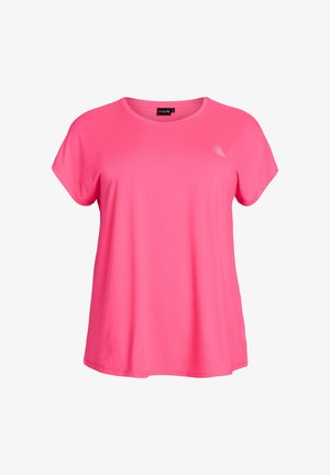 Camiseta de manga corta rosa, confeccionada en una tela suave, con cuello redondo y un sutil detalle de logo en la parte superior izquierda. Textura suave.