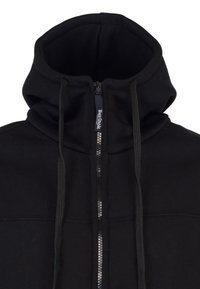 Zwarte rits hoodie met hoge kraag, trekkoorden en een stevige rits. Textuur stof met een gladde afwerking en minimale ontwerpelementen.