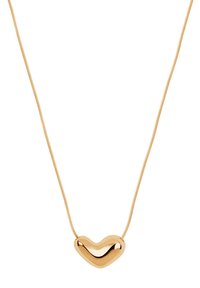 Złocona naszyjnik z gładkim, sercowym wisiorkiem na cienkim łańcuszku, o lustrzanej powierzchni i minimalistycznym designie.