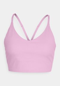 Top curto rosa com alças finas ajustáveis, apresentando um design de decote em V profundo e tecido liso e elástico para conforto.