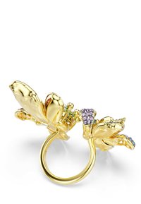 Goldring, gestaltet als zwei Blütenblätter, mit farbigen Edelsteinen in lila und blauen Akzenten, glatter Textur und filigranen Details.
