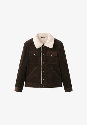 Rjava kordurova jakna z belim ovratnikom iz šerpa tkanine, z dvema prsnima žepoma, stranskima žepoma in sprednjim zapiranjem na pritisne gumbe.