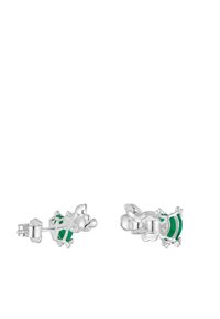 Pendientes de studs en forma de rana de plata con acentos de esmalte verde y un acabado pulido. Cada pendiente tiene un sencillo cierre de tuerca.