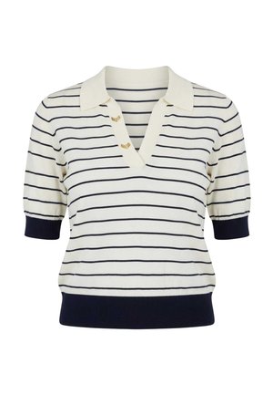 Top bianco in maglia a maniche corte con righe orizzontali blu navy, colletto a V, dettagli con bottoni dorati e polsini e orlo a coste blu navy.