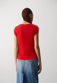 Even&Odd 2 PACK - Basic T-shirt - off-white/red