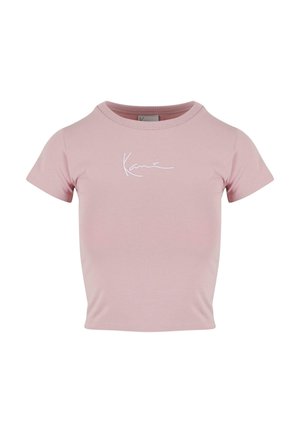 Rosa bomullströja med korta ärmar och rundad halsringning. Har en vit signaturdesign på framsidan. Slät textur.