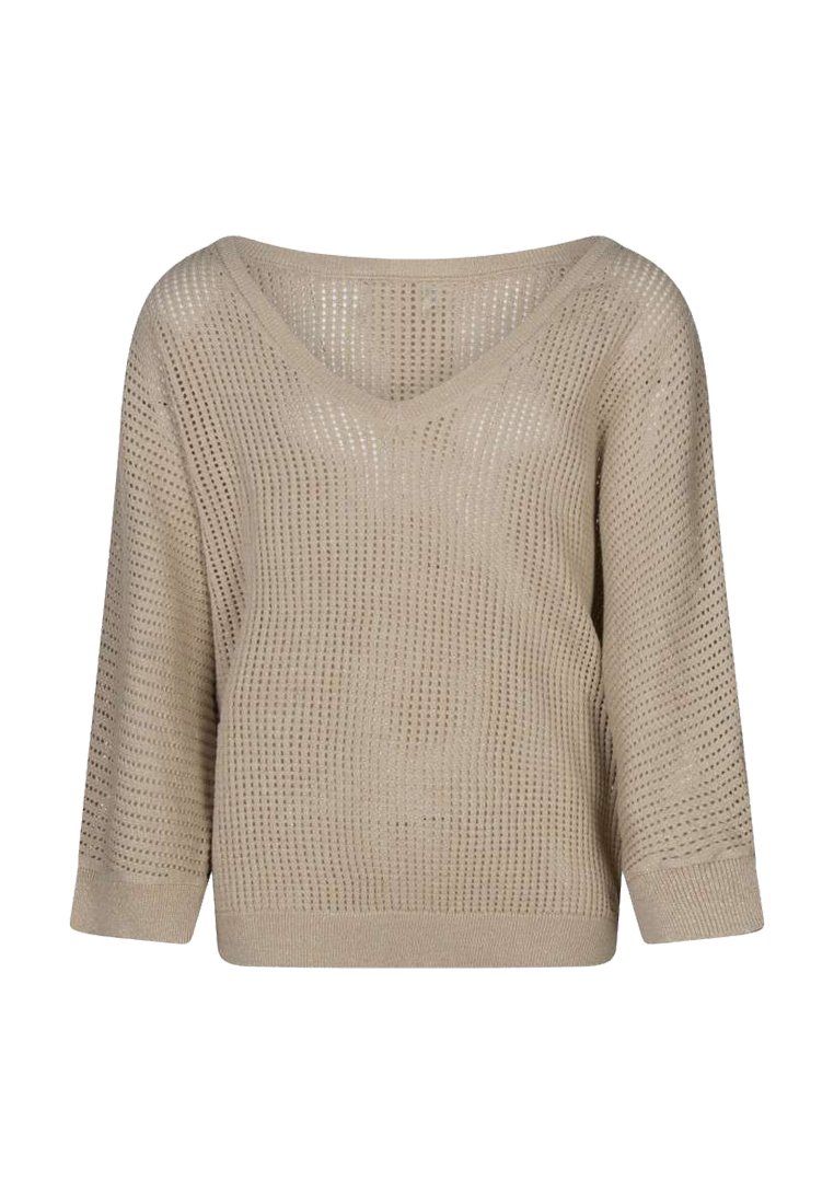 Pull en tricot beige avec un col en V, des manches trois-quarts et un motif à mailles ouvertes, présentant une coupe décontractée et des poignets côtelés.