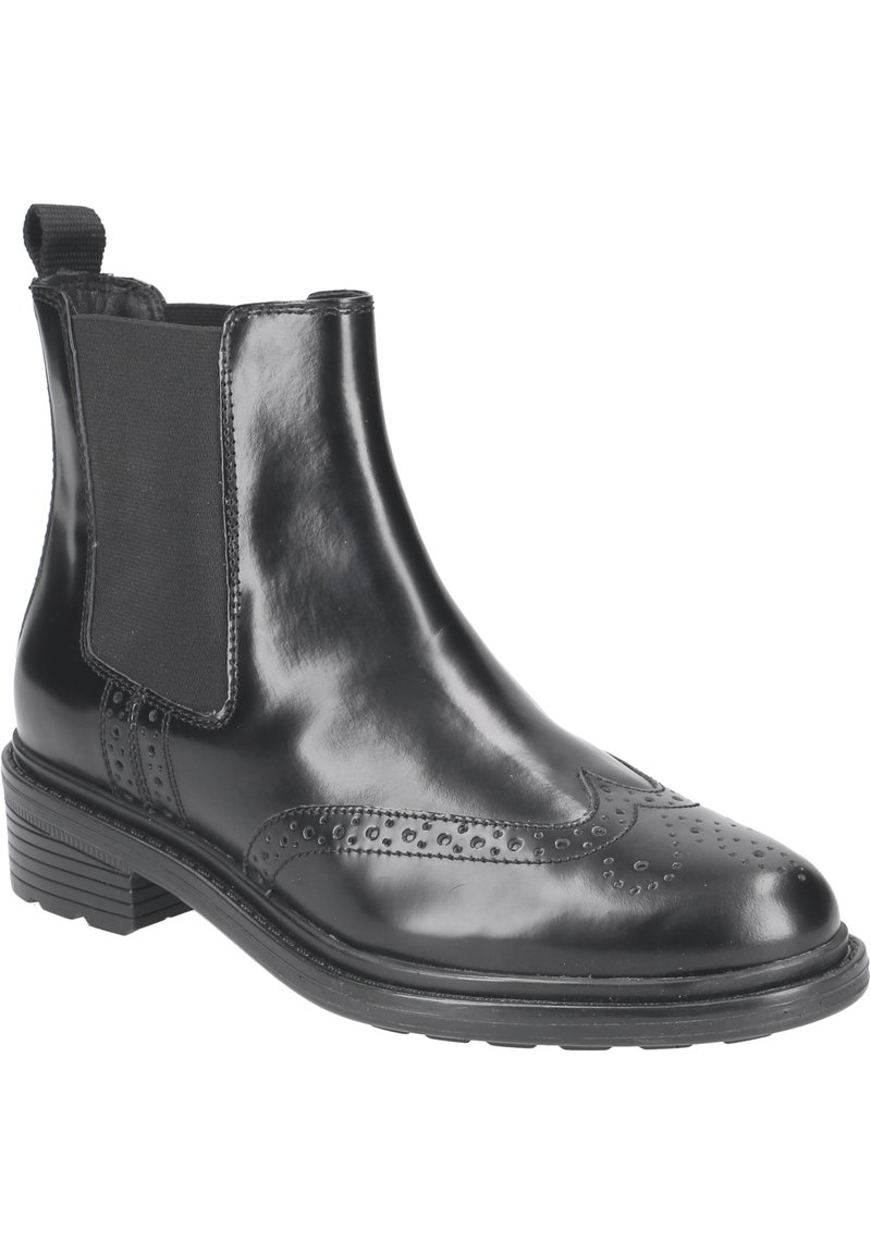 Stivaletto Chelsea in pelle nera con pannelli elastici, dettagli brogue lungo la punta e suola in gomma texturizzata bassa.
