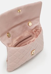 Valentino Bags Taška s příčným popruhem - light pink