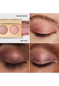 Palette med to nuancer: blød pink satin og mauve, inde i en gylden kompakt. Nærbillede af farverne og påførte nuancer på øjenlåg.