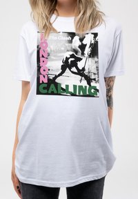 Paradiso Clothing THE CLASH LONDON CALLING BOYFRIEND FIT - Print T-shirt - white