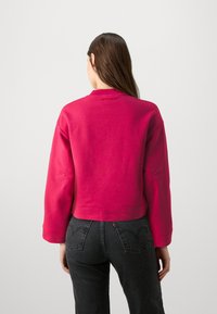 KARL LAGERFELD RHINESTONE - Felpa - persian red