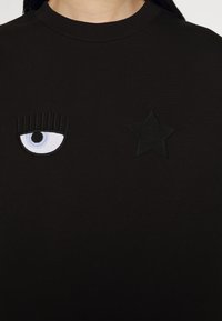 CHIARA FERRAGNI Sudadera - black