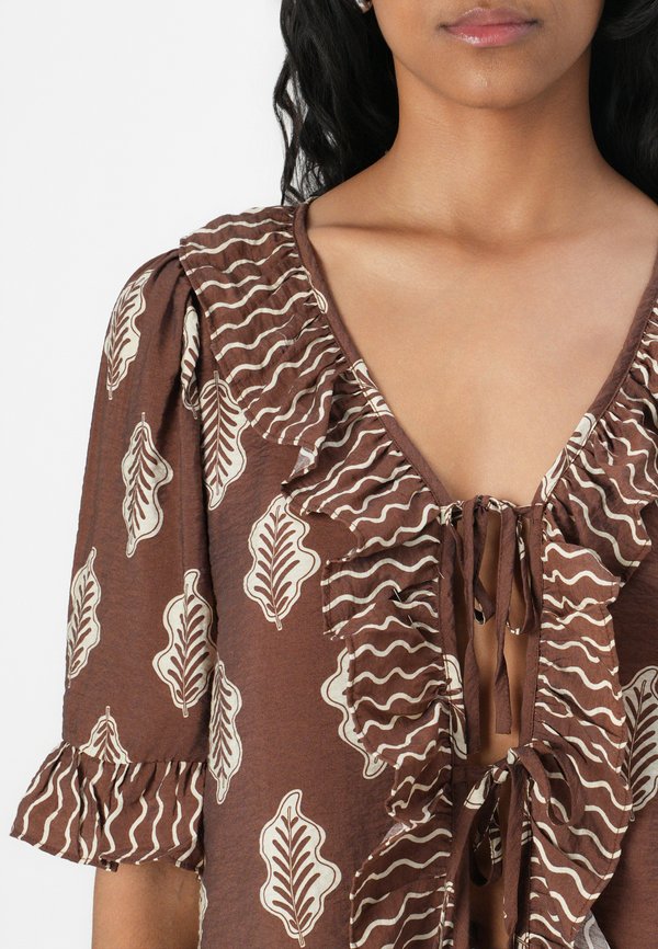 VMROMA TIE  - Blouse3