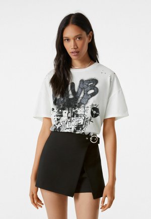 Shorts - black