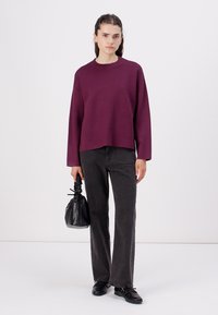 Vero Moda VMSILJE O-NECK BOXY - Džemperis - winetasting