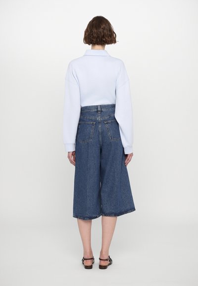 Filippa K Shorts vaqueros - washed mid