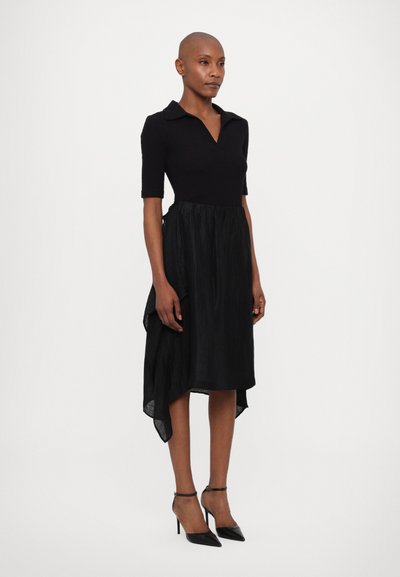 Henrik Vibskov UNCUT SKIRT - Jupe trapèze - black