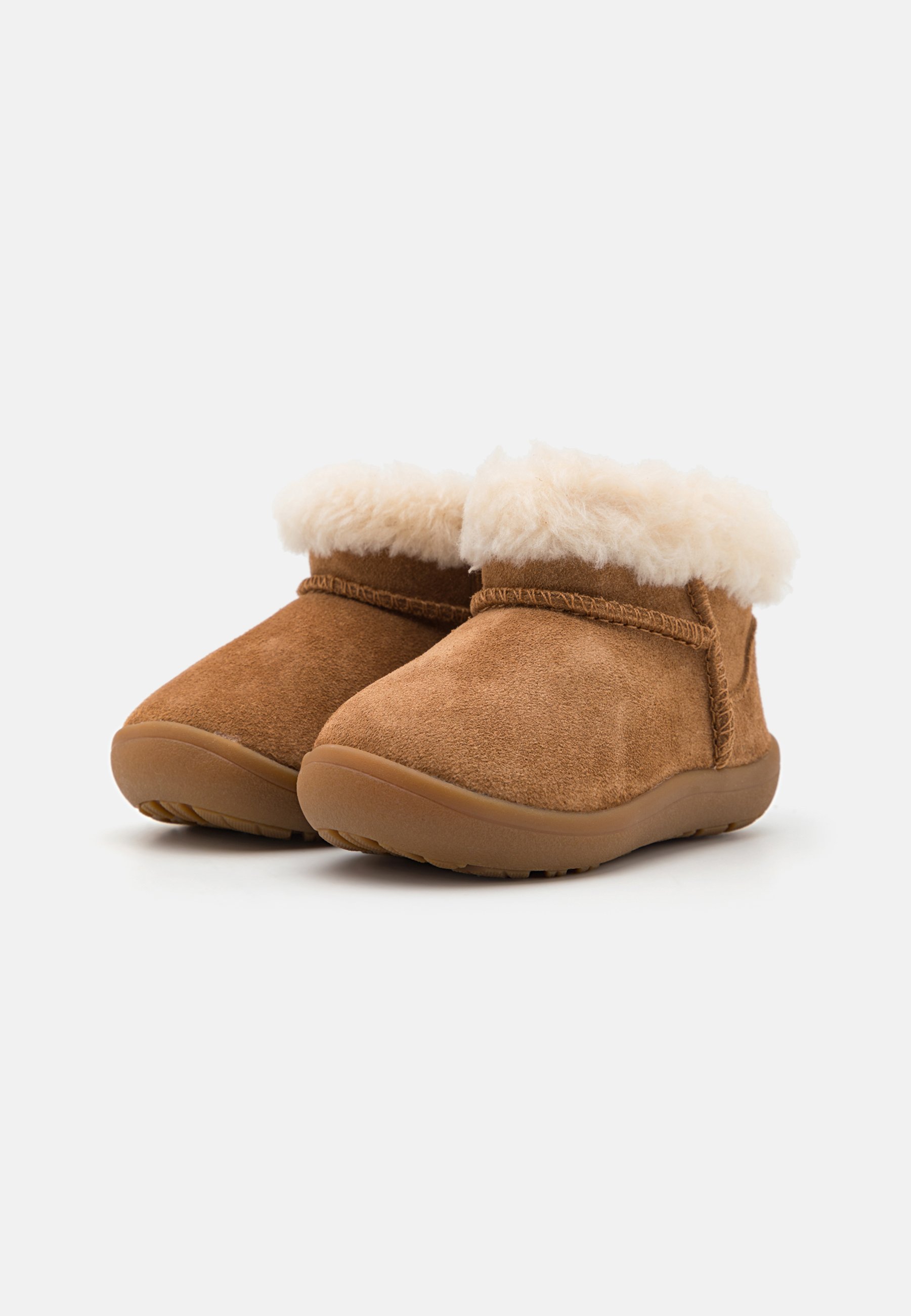 UGG KINSEY UNISEX - Winter boots - chestnut/light brown - Zalando