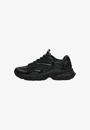 Bershka, CHUNKY CONTRAST - TRAINERS - Sneaker low - black