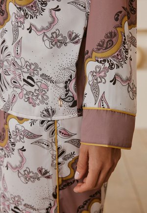 B by Ted Baker, REGULAR FIT - SCARF PRINT BUTTON THROUGH  - Nattøj sæt - mink brown