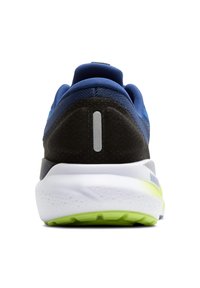 Scarpa sportiva blu con tomaia in rete nera, intersuola bianca e suola verde. Presenta un accento riflettente sul tallone e materiali testurizzati.