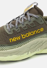 New Balance FRESH FOAM X MORE TRAIL V3 - Zapatillas de trail running - khaki