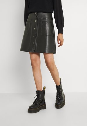 A-snit nederdel - black