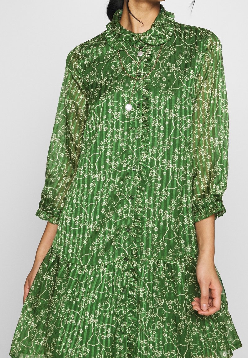 Robe Chemise HotStuff - Style Décontracté Vert Et Blanc, Coupe Trapèze, Taille 42 EU - Occasion Très Bon État