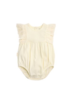 Pelele para bebé de color crema con mangas con volantes de encaje ojete, broches de presión en la entrepierna y textura de tela acanalada.