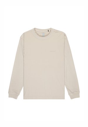 Beige Langarm-T-Shirt aus weichem Stoff, mit Rundhalsausschnitt und dezentem Logo-Detail auf der Brust. Glatte Textur, reguläre Passform.
