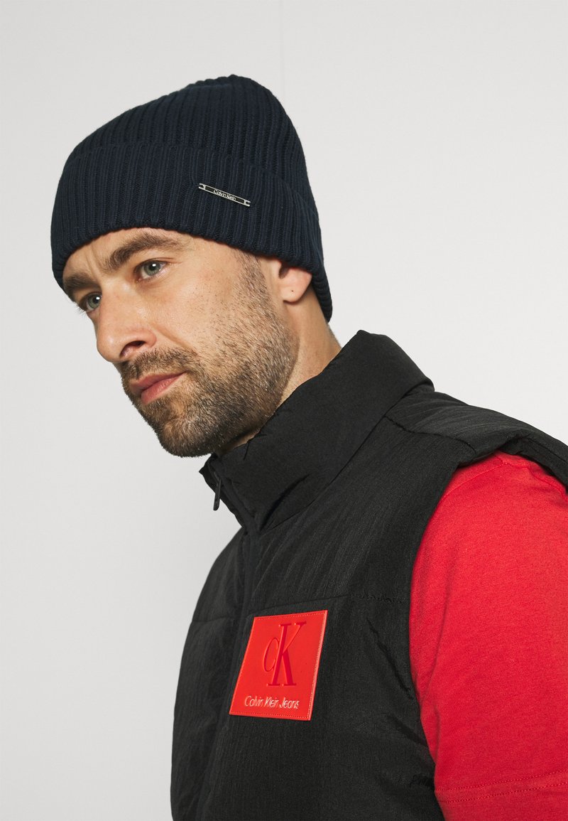 Calvin Klein BASIC BEANIE UNISEX - Beanie - navy