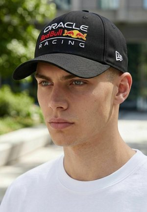 New Era, 9FORTY STRAPBACK RED BULL RACING - Gorra - black