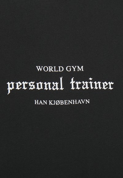 Han Kjøbenhavn TRAIN INSANE RELAXED HOODIE UNISEX - Sudadera - black
