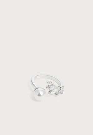 Swarovski, MESMERA - Bague - white