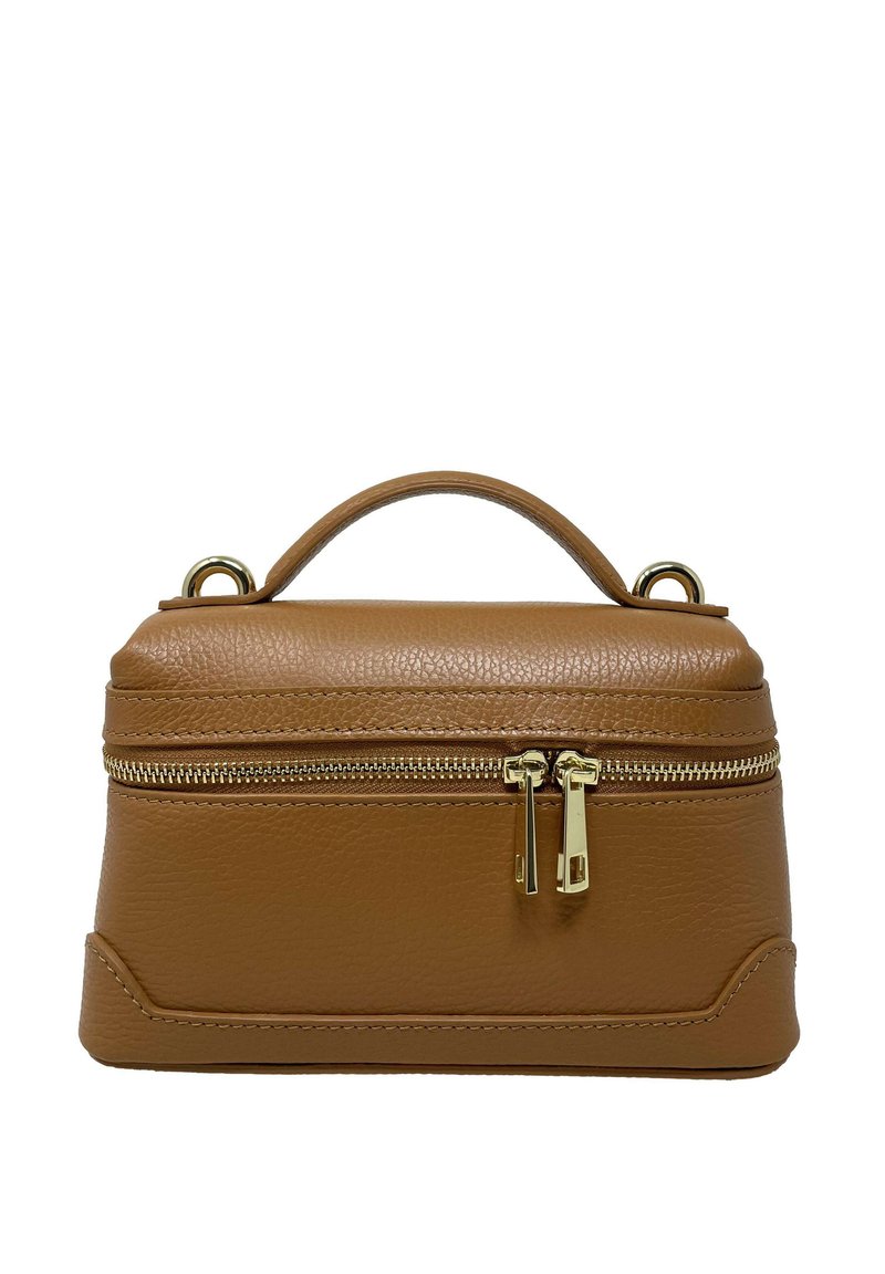 Bolso de mano de cuero marrón con cierre de cremallera, asa superior, herrajes dorados y acabado texturizado; forma rectangular con costuras de acento.