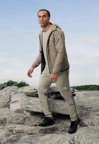 The North Face MOUNTAIN ATHLETICS HYBRID JACKET - Āra jaka - cavern grey