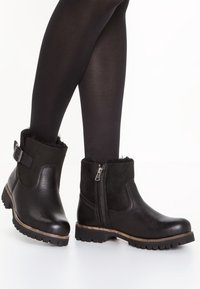 Blackstone Klassiset nilkkurit - black