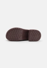 Crocs SIREN UNISEX - Slip-ins med hög sula - mocha