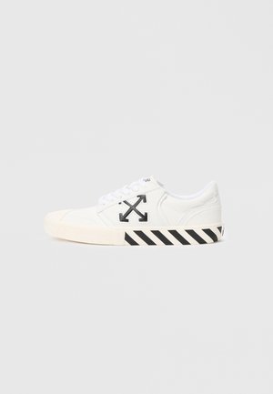 VULC UNDERCUT - Sportbačiai - white/black