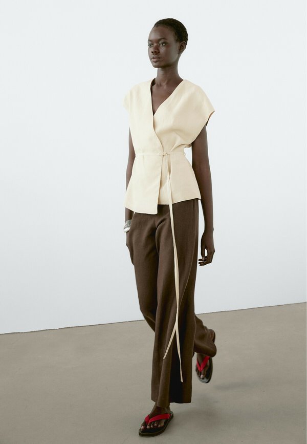 CROSSOVER  - Waistcoat - BEIGE2