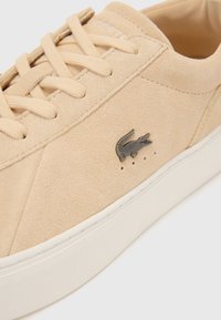 Lacoste COURT  - Tenisice - nat/off white