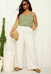 Curves Like These BUTTON FRONT CAMI REGULAR FIT - Top - khaki green