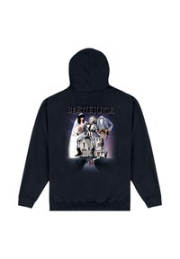 Czarna bluza z kapturem z kolorowym wzorem graficznym, na którym znajdują się postacie z "Beetlejuice" oraz dom w centrum.