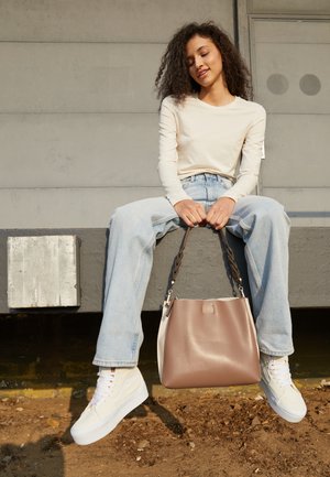 BRAIDY M - Shopping bag - taupe