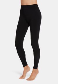 Zwarte leggings met een hoge tailleband, gemaakt van een soepele, rekbare stof. Het ontwerp is aansluitend en reikt tot aan de enkels.