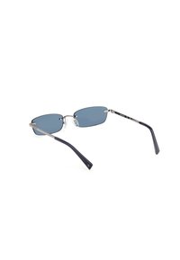 Harmaa metallirunkoiset aurinkolasit, joissa on suorakaiteen muotoiset siniset linssit ja tummansiniset templet. Ominaisuuksiin kuuluvat kirkkaat nenätyynyt ja tähtikoriste tempuissa.