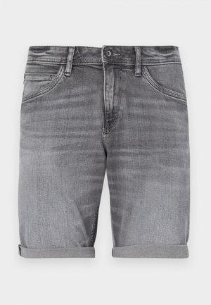 Grå denimshorts med en lett falmet finish, rullede ermer, fem-lommers design og en metallknapp-lukking i livet.
